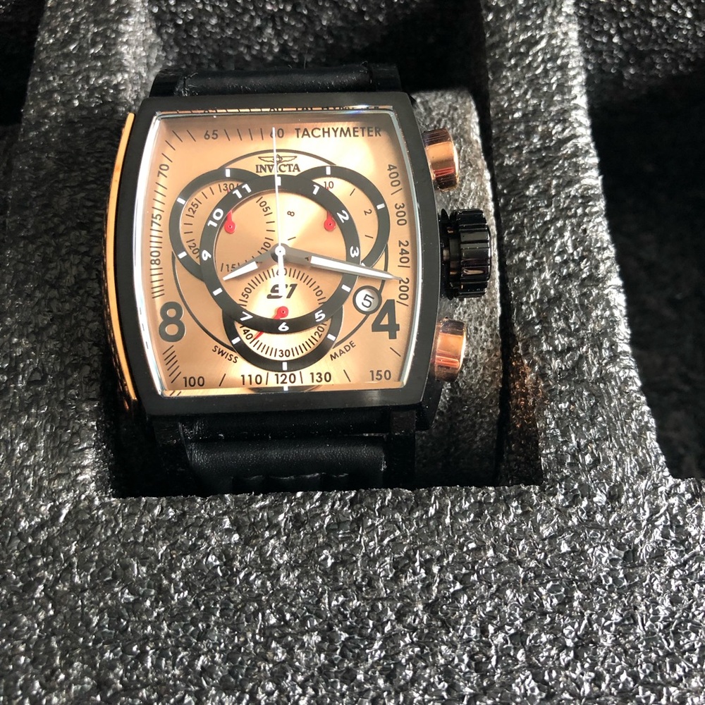 Men’s brand-new Invicta S1 Rally watch. Rose gold/black. Leather band